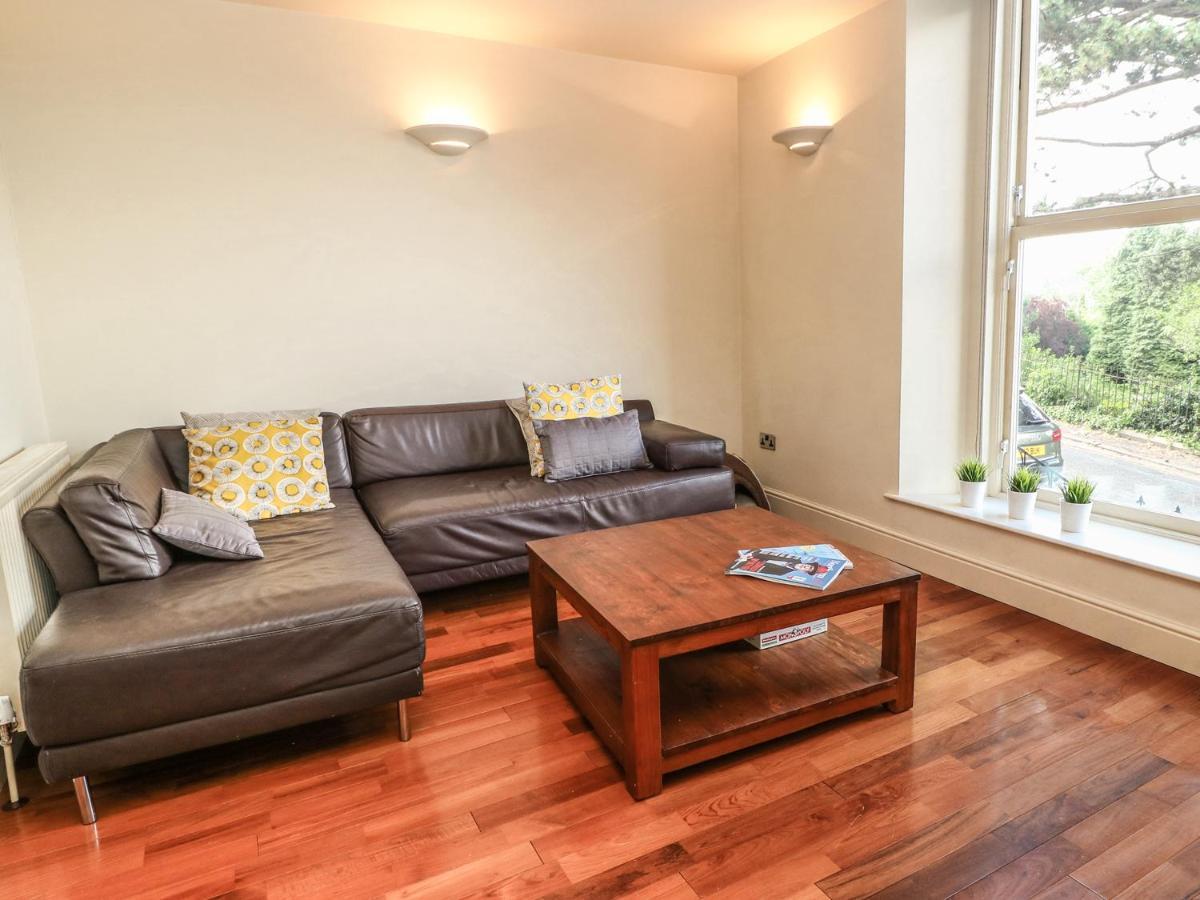 Belle Vue Apartment Ilkley Exterior photo